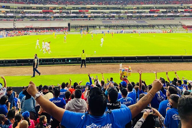 Football Soccer Matchday Experience in México City - How the Day Flows: From Pickup to Kickoff
