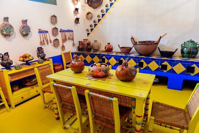 Frida Khalo Museum with Transportation and Culinary Experience - Inside La Casa Azul: the museum experience with a written guide built in