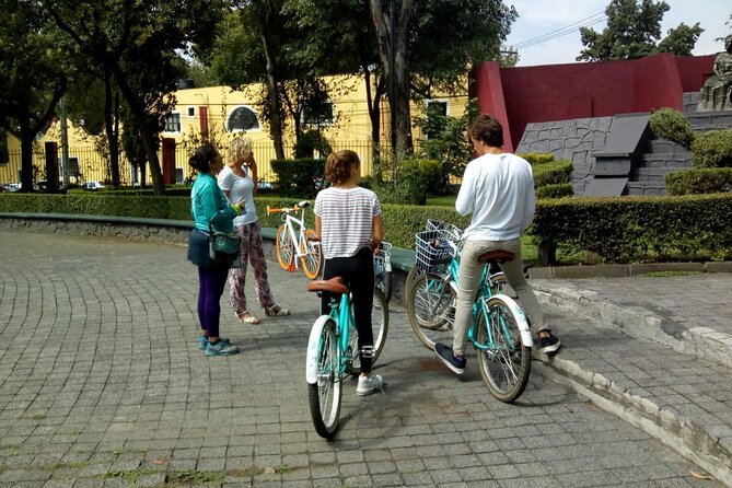 Frida's Heart Guided Biking Tour in Coyoacán - Stop 2: Plaza de la Conchita and a layered origin story
