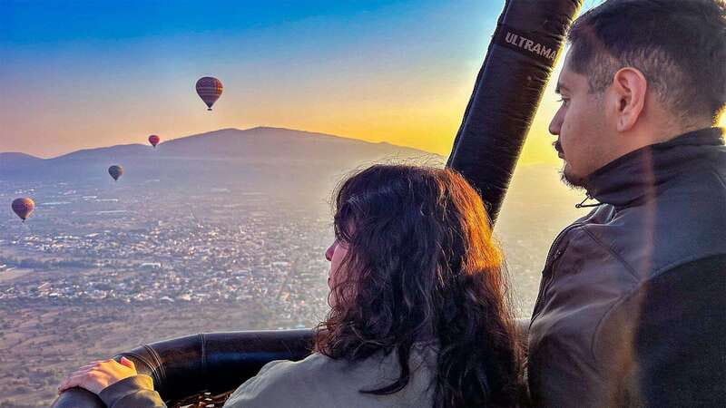 From CDMX: Hot air balloon ride, guided visits to Teotihuacan and Guadalupe - Tlatelolco’s temples and the heavy legends: a stop that asks for maturity