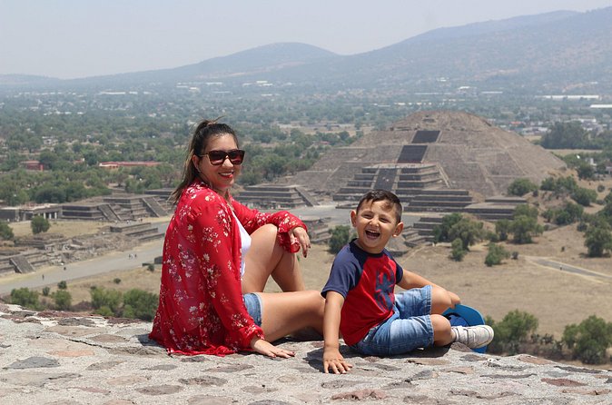 From cdmx: Teotihuacan and Basilica of Guadalupe all inclusive - The Antigua Basilica de Guadalupe: faith, architecture, and the story