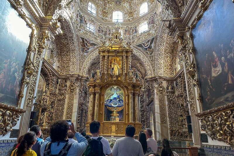 From Mexico City: Day trip to Puebla, Cholula, and Tonantzintla - Santa María de Tonantzintla: indigenous Baroque that hits hard