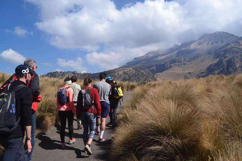 From Mexico City: Hike Iztaccihuatl Volcano with an Alpinist - Who this tour suits best, and who should skip it