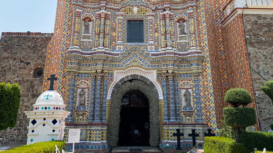 From Mexico City: Puebla, Cholula and Tonantzintla Day Trip - Lunch in Puebla: a traditional meal, with a real local feel