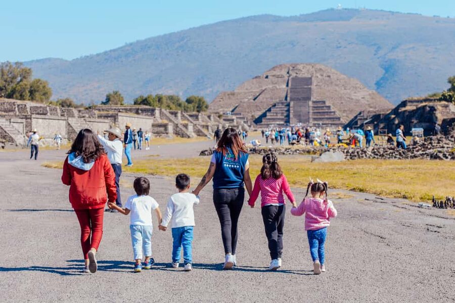 From Mexico City: Teotihuacan Tour & Reino Animal For Kids - Visitor center briefing: short, practical, and worth it