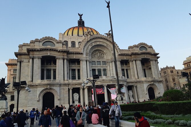 Full-Day Private Tour of Mexico City: Teotihuacan and Xochimilco - A long day that actually makes sense: 7:00 am to return