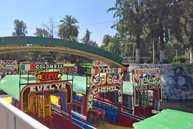 Full-Day Private Tour of Mexico City: Teotihuacan and Xochimilco - Xochimilco by trajinera: chinampas views for your second act