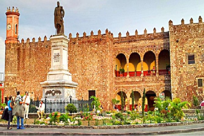 Full Day: Taxco and Cuernavaca - Stop 1 in Cuernavaca: Cathedral of the Asunción and the Franciscans’ footprint