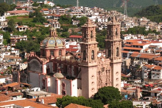 Full Day: Taxco and Cuernavaca - Getting picked up (and staying sane) with the WhatsApp and hotel rules