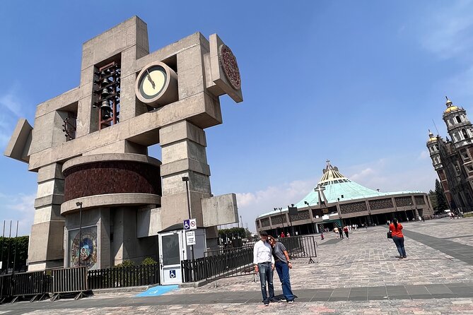 Full Visit of the Virgin of Guadalupe's village in private tour - Climbing Tepeyac Hill: gardens, small waterfalls, and the change in perspective
