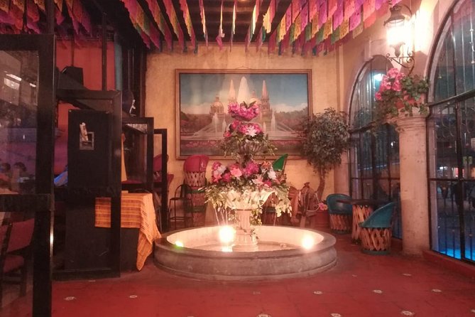 Garibaldi Night Tour - Why CDMX at night is a different city