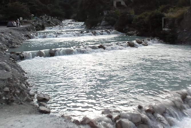 Grutas de Tulantongo - First stop: Tolantongo River swimming spring and the regulated flow