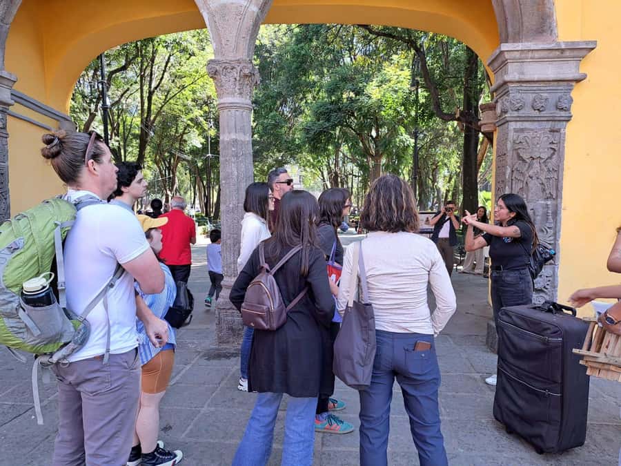 Guided Tour Coyoacan neighborhood and Leon Trotsky Museum - The shaded cobblestone walk to Trotsky’s house