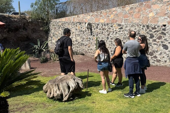 Guided tour EN Teotihuacan - Breakfast EN cave-round transport - The Cacao Workshop and 100 Percent Natural Chocolate Making