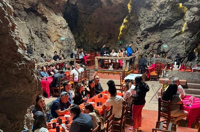 Guided Tour in Area with Cave Breakfast and CDMX Transportation - Time planning: how to fit Teotihuacán into a 5 to 6 hour day