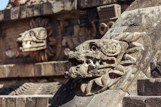 Guided Tour in Pyramids + Transportation + Breakfast in Cueva - How the Teotihuacan day is paced (and why it works)