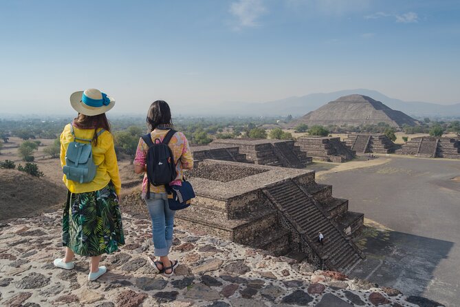 Guided tour in Teotihuacan + breakfast in Cueva + Transportation CDMX - Getting from Mexico City to Teotihuacan, with pickup that saves real time