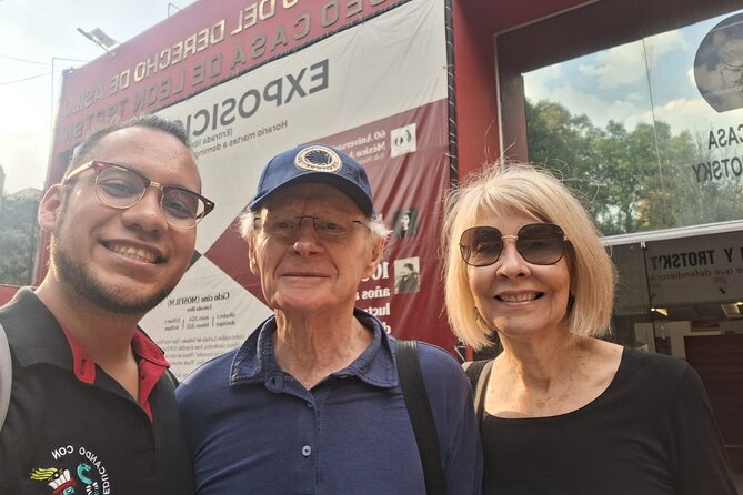 Guided Tour of Coyoacan and Leon Trotsky Museum - Coyoacán Market, Snacks and Street-Level History