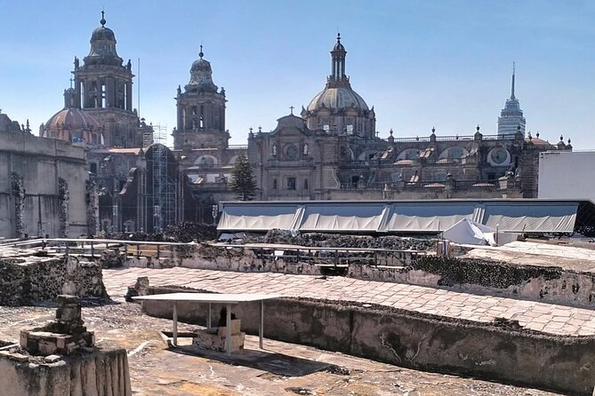 GUIDED TOUR PLUS in RUINS "TEMPLE MAJOR" with OFFICIAL GUIDES - Who should book this tour, and who might prefer to do it alone