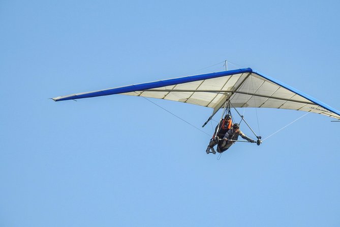 Hang gliding in Valle de Bravo - The Instructor and Pilot Team, Including Potro