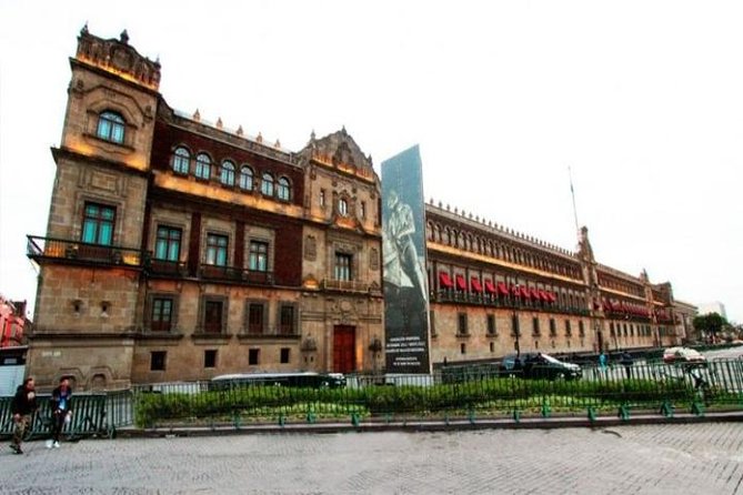 Historical downtown Mexico City & Teotihuacan Pyramids Mezcal tasting - Palacio de Bellas Artes and Getting Oriented Fast