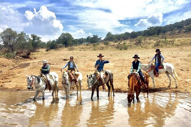 Horseback Riding through Mexican Haciendas - Morning at the first hacienda: history you can walk and feel
