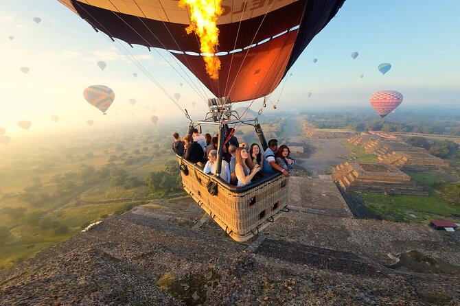 Hot Air Balloon Flight Teotihuacan With Pickup and Breakfast - Price and value: when $173.25 makes sense