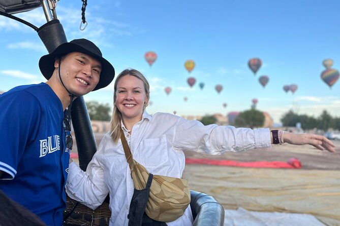 Hot air Balloon ride in Teotihuacan & breakfast in “La Gruta” - The hot air balloon ride over Teotihuacan pyramids