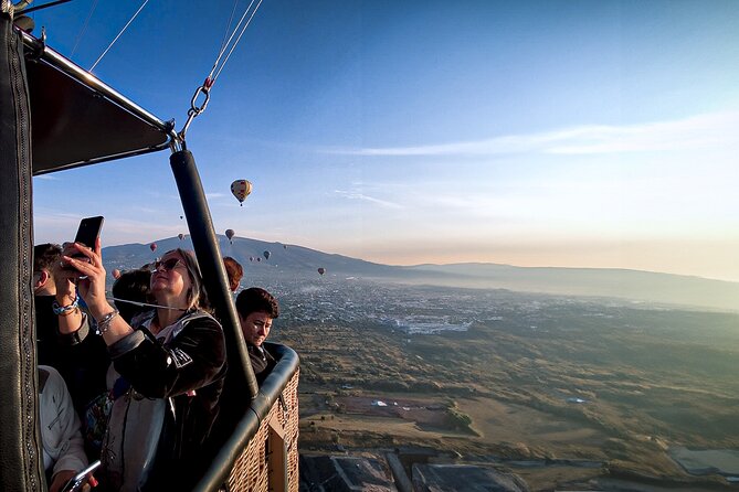 Hot Air Balloon Rides in Teotihuacan with Breakfast - Pickup, Meeting Point, and How the Day Starts