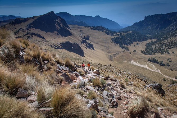 Iztaccihuatl Volcano Hike with an Alpinist - Difficulty level: technically easy can still feel hard at 4,000m