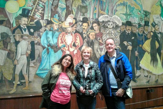 La Catrina & Muralism: Diego Rivera’s Legacy & Frida Kahlo - Entering the story at San Ildefonso