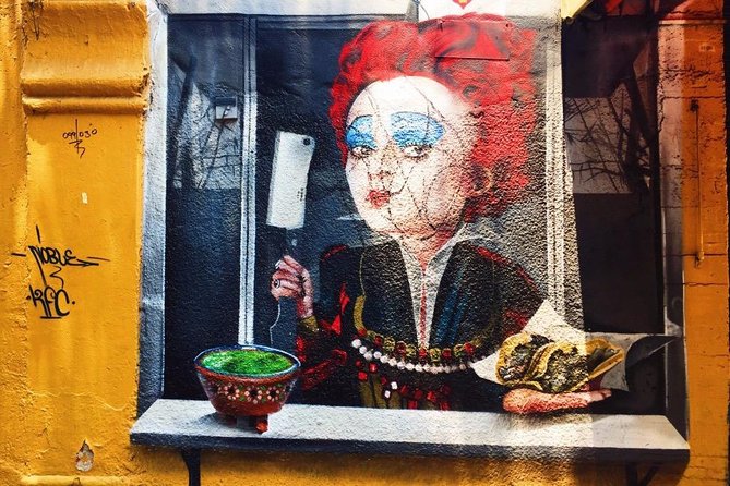 La Roma Private Art Tour - When street art is limited, galleries bring you back on track