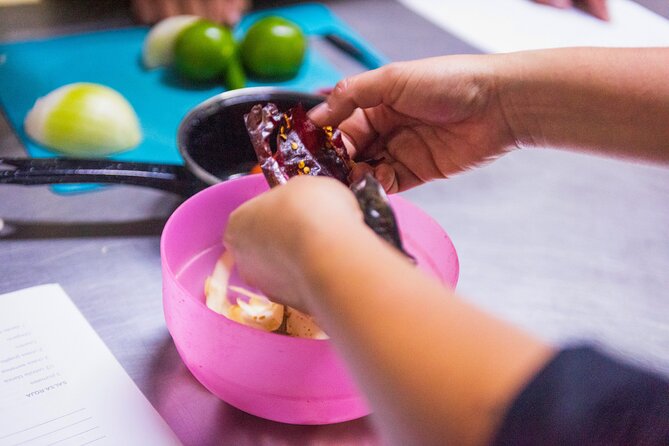 Learn How To Cook Mexican Food - Who this Mexican food cooking class suits best