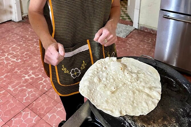 Learn to Cook Mexican Burritos - Who Should Book This Burrito Class in Mexico City?