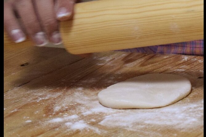 Learn to Cook Mexican Burritos - Brisket, Beans, and Guacamole Salsa: Your Burrito Blueprint