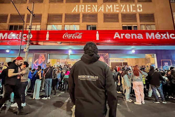 Lucha Libre & Michelada Workshop - Your match at the arena: seats, show rhythm, and what to expect