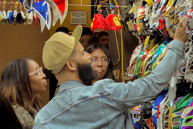 Lucha Libre & Michelada Workshop - Transportation, meeting points, and avoiding the classic last-minute scramble
