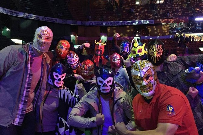 Lucha Libre Tour and Mezcal Tasting in Mexico City - A mezcal warm-up, then Arena México magic