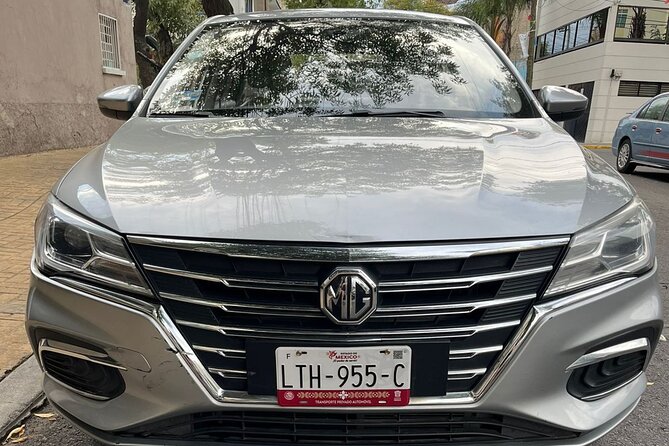Luxury Private Transportation Service in Mexico City - The Butler-and-Driver System: Why It Feels Professional