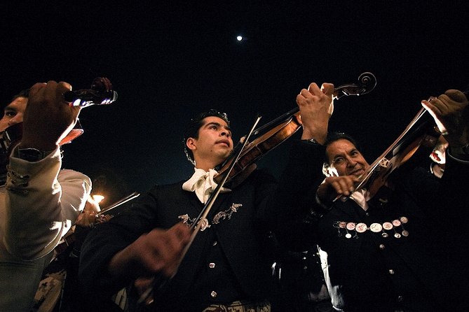 Mariachi Night in Garibaldi and Dinner at Bellini - Zócalo night lighting, and when street closures can change the plan