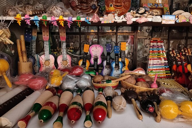 Markets private tour: La Ciudadela, Sonora, San Juan & Lagunilla - Mercado Sonora: herbolaria and the esoteric side, explained clearly