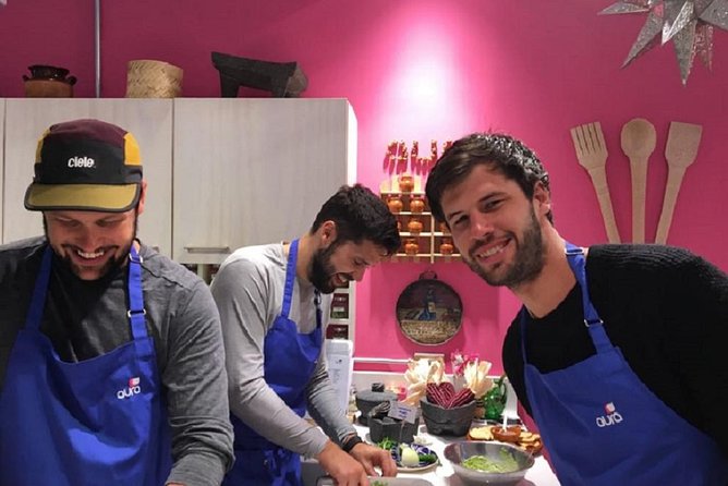 Mastering Mexican Salsas Cooking Class and Market Tour - Aura Cocina Mexicana, 9:30 Start, and a Kitchen Setup Built for Learning