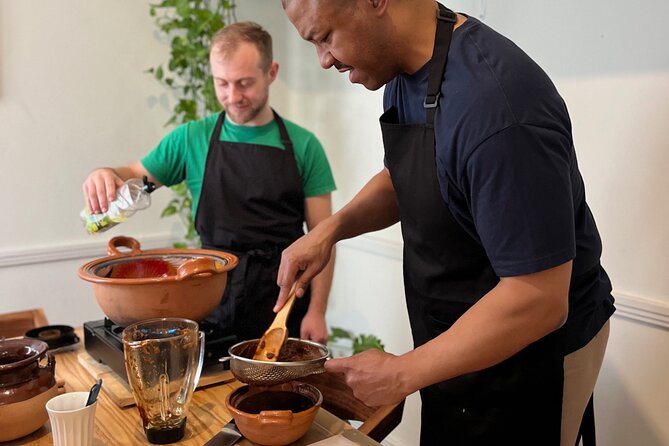 Medellín Market Tour, Cooking Class and 3-course Mexican Feast - The Stories Behind the Food: Papalo, Epazote, Tequesquite, and More