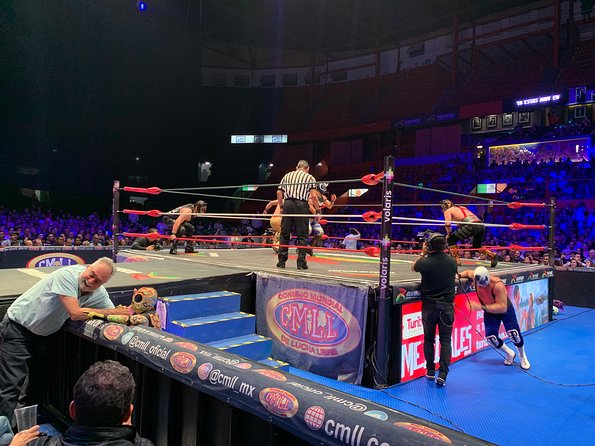 Mexican Wrestling: Experience Lucha Libre in Mexico City - Your Mask Souvenir: More Than a Ticket Stub Decoration