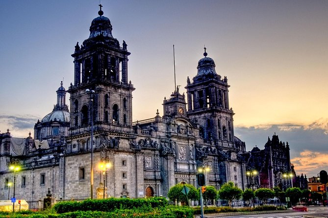 Mexico City at Night Tour with Torre Latino - Where You Meet, Where You End, and Why That Matters