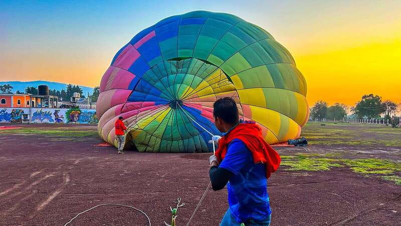 Mexico City: Balloon Flight, Teotihuacan & Guadalupe Shrine - Balloon morning over Teotihuacan pyramids, not just a ride