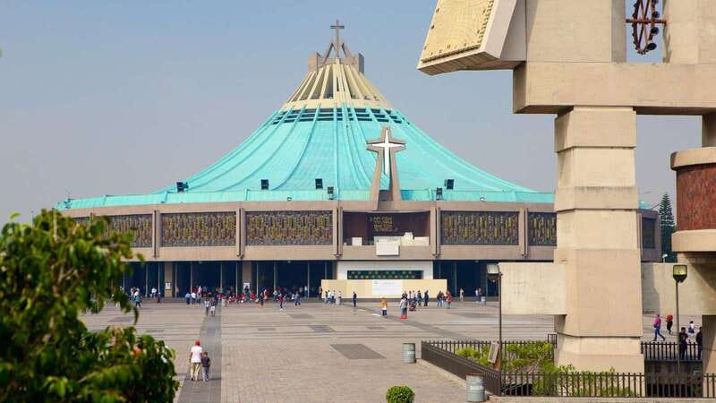 Mexico City: Basilica of Our Lady of Guadalupe Tour - Getting There on Coach, Then Timing Your Expectations