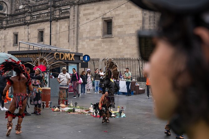 Mexico City Bike Rental - Angel of Independence Area - English support and local tips that save real time