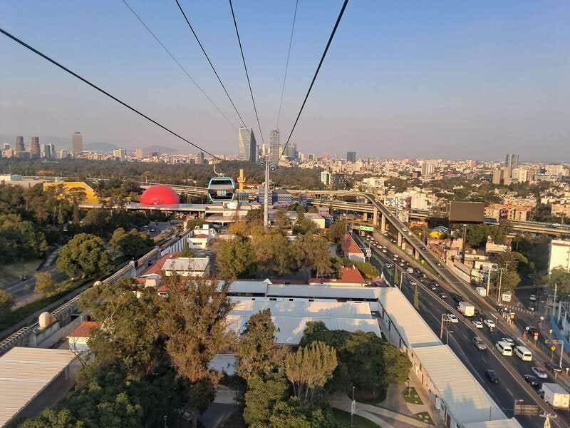 Mexico City: cable car tour, cultural sites and typical food - Entering the route: National Auditorium to Los Pinos