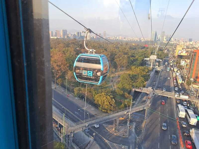Mexico City: cable car tour, cultural sites and typical food - Food included: tlacoyos and fruit-flavored water